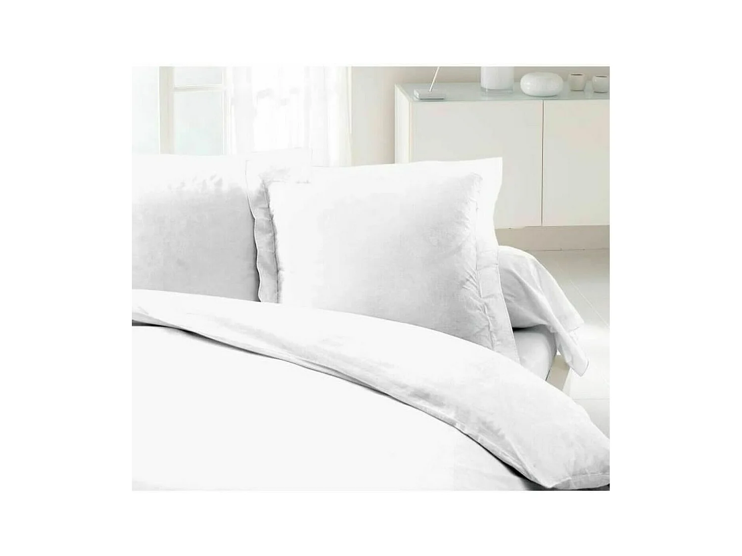 Lot de 2 Taies d'Oreillers 100% Coton Blanc 63x63 cm Volant Plat