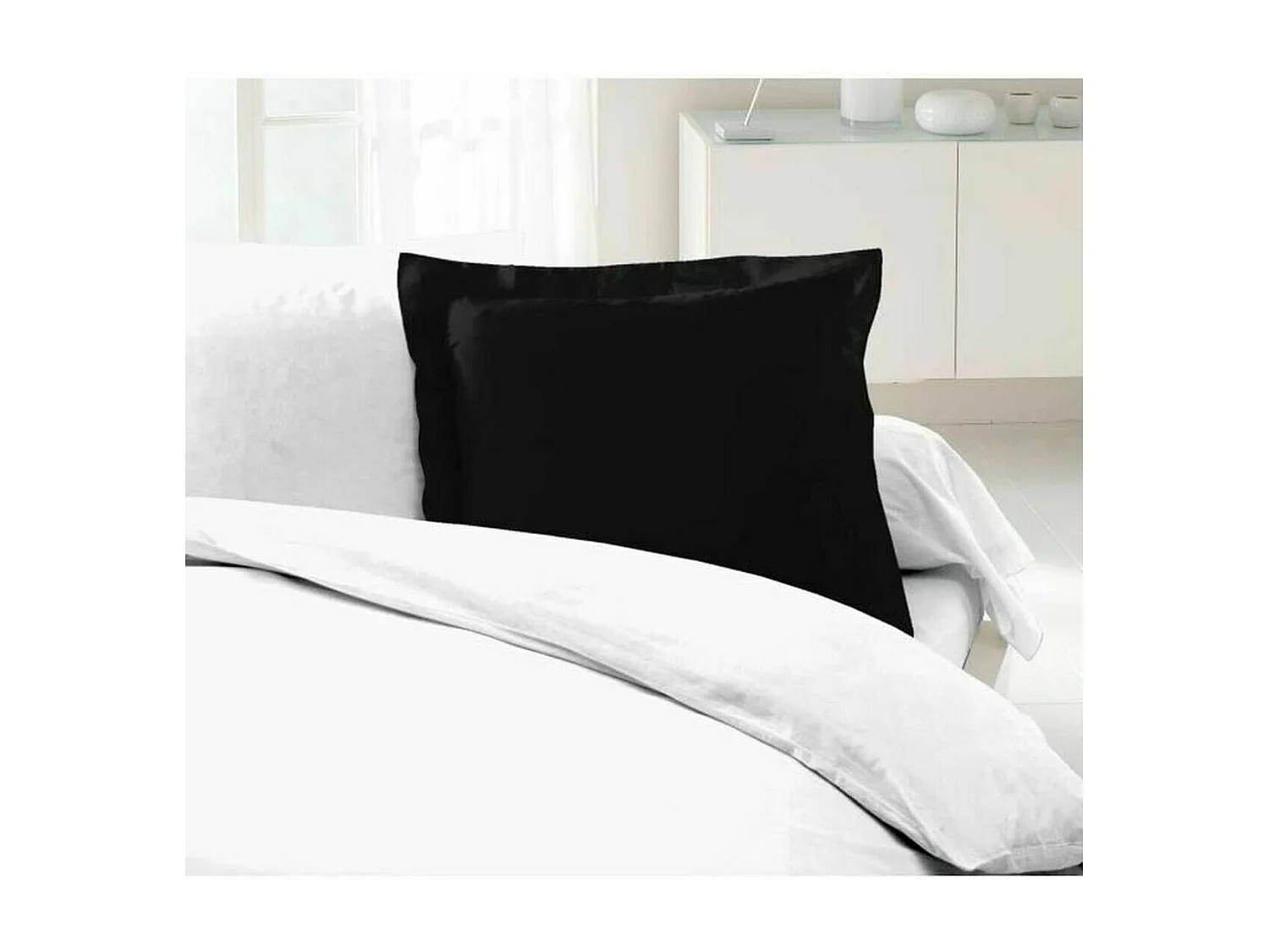 Set aus 2 Kissenbezügen 100% Baumwolle Schwarz 63x63 cm