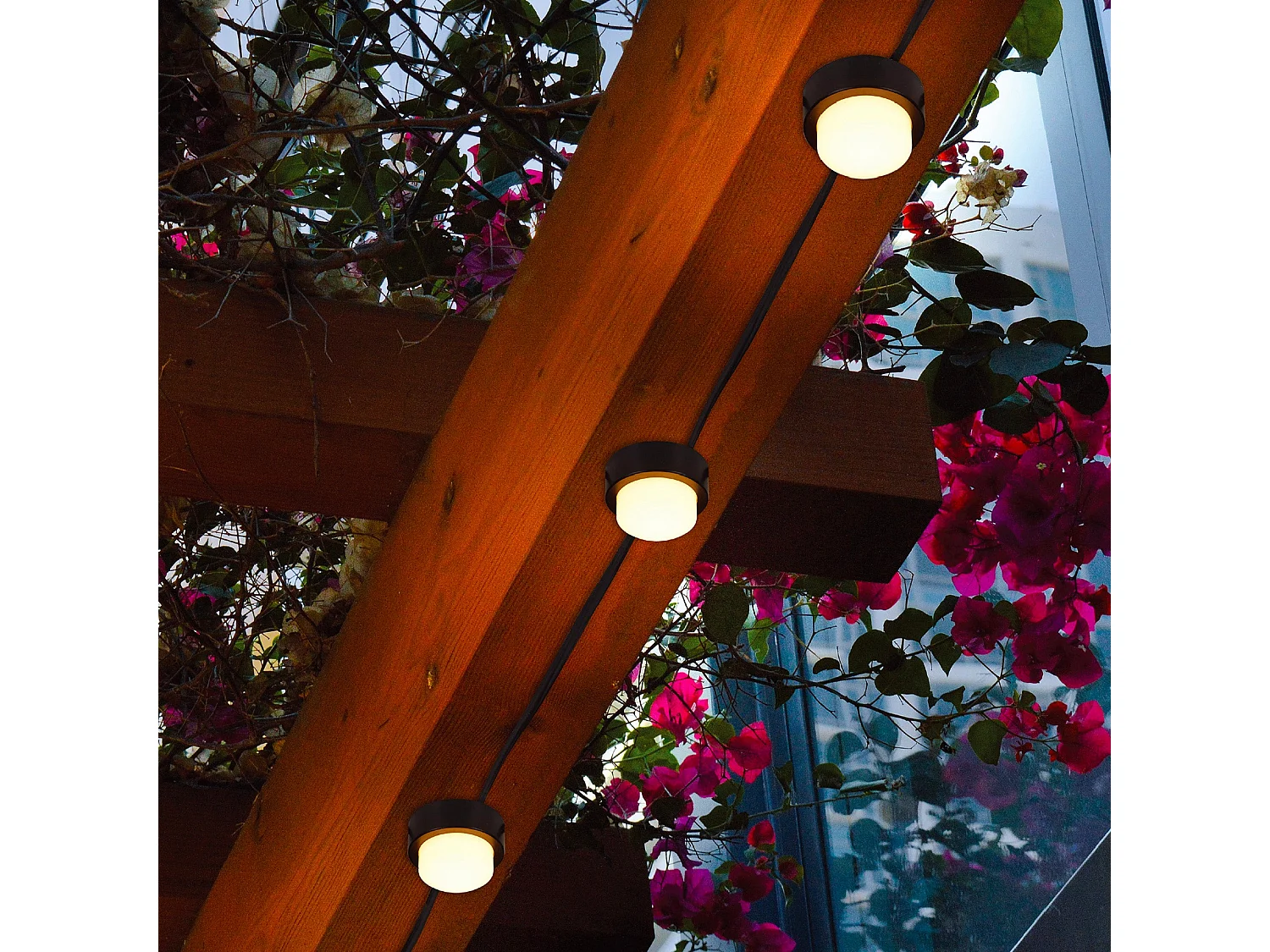 10 Balises solaires connectées à piquer SOLIRAY 12m