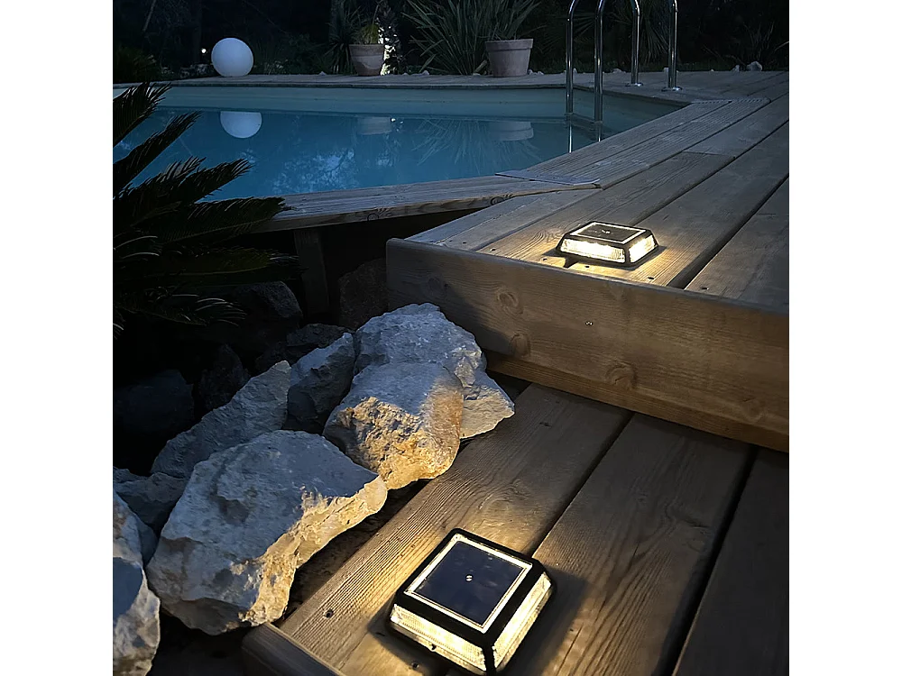 8 Balise solaires carrées QUADRY 12cm 60LM
