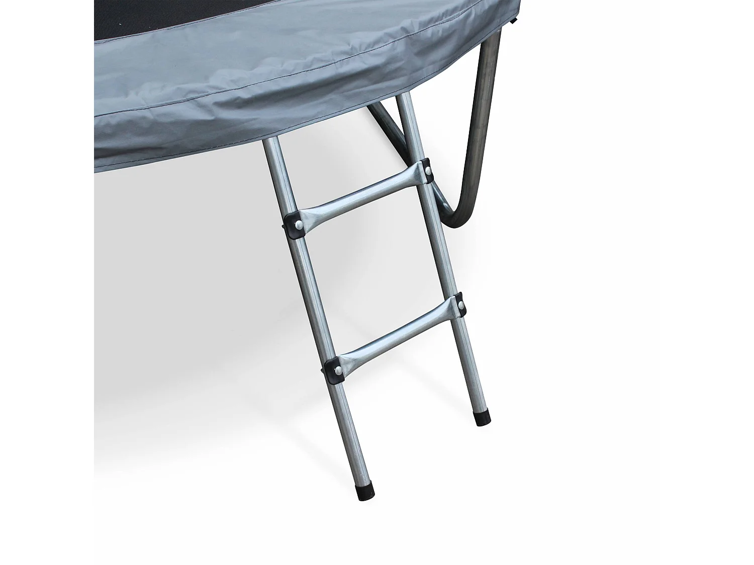 Tappeto elastico e kit accessori con rete di protezione interna,