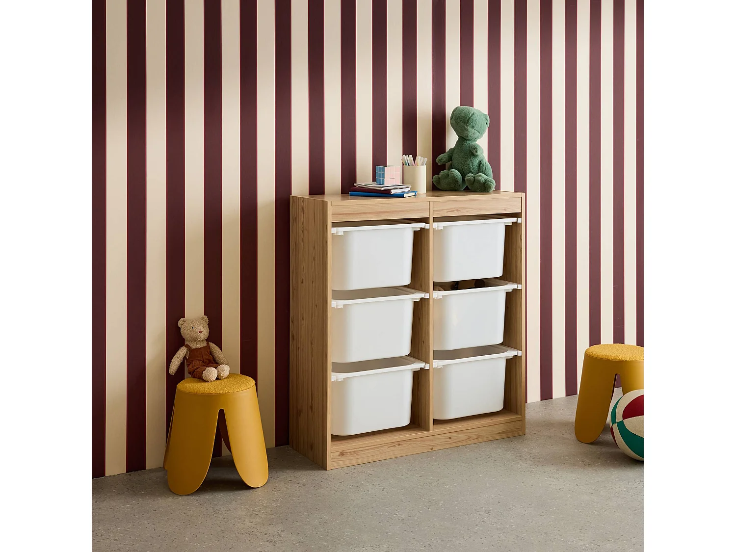 Meuble de rangement enfant. naturel. 6 bacs de rangement en plastique