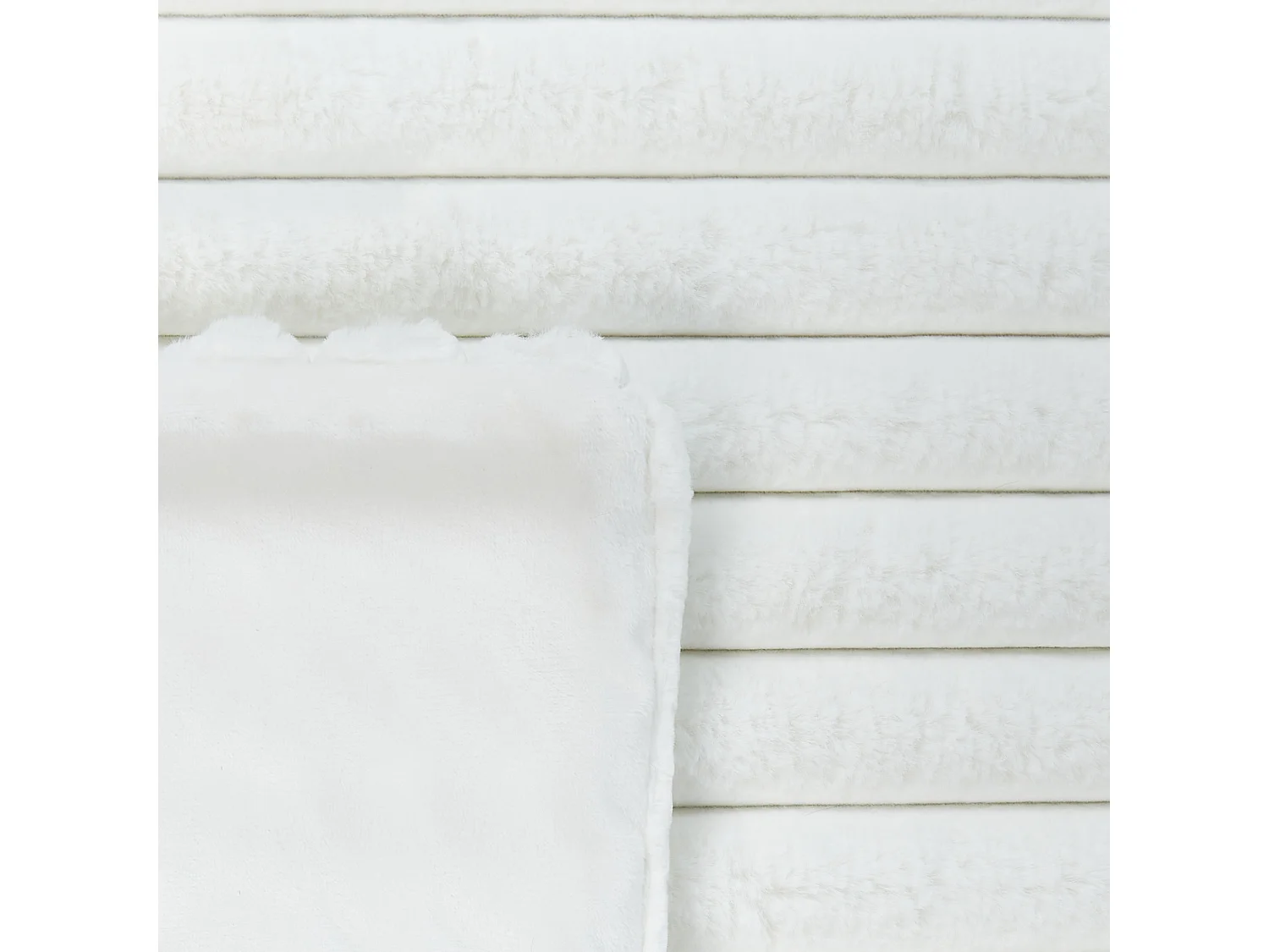 Piumone RAKYA Finta pelliccia 200 x 220 cm Bianco