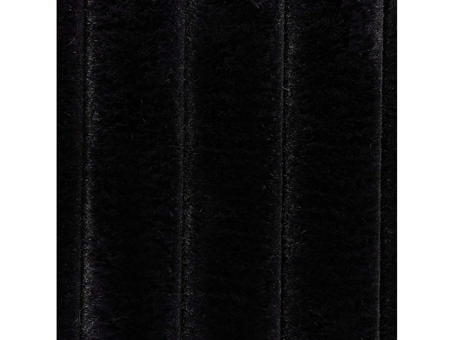 Narzuta na łóżko RAKYA Sztuczne futro 150 x 200 cm Czarny