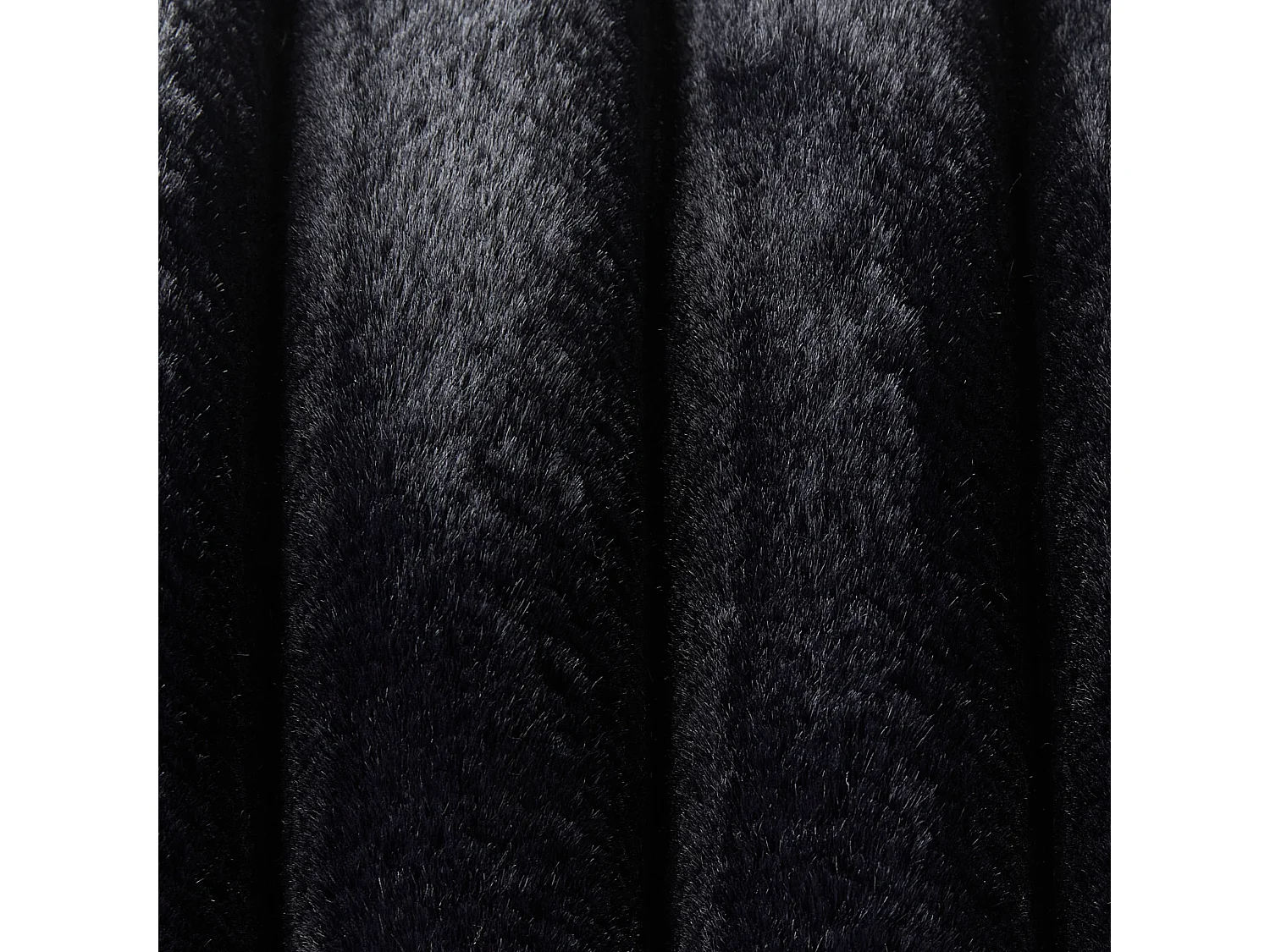 Lot de 2 coussins décoratifs RAKYA Fourrure synthétique 45 x 45 cm Noir À rayure