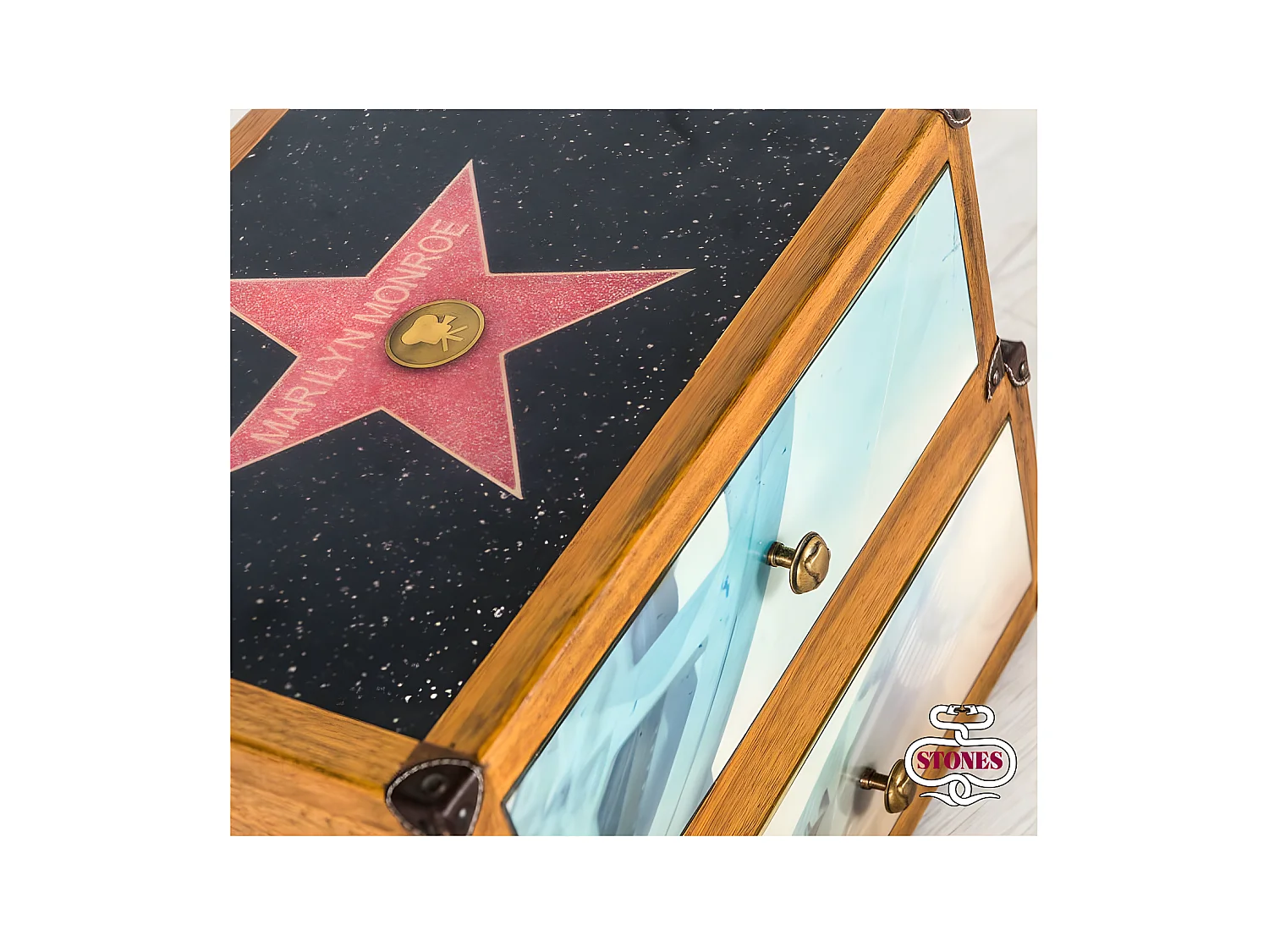 collection hollywood Commode (53 x 40 H cm) en Bois de Manguier Marron