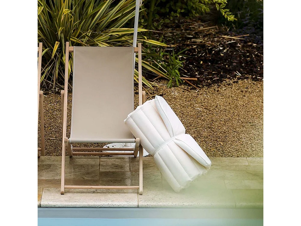 Chilienne en hêtre et tissu agrafé Monte Carlo Taupe