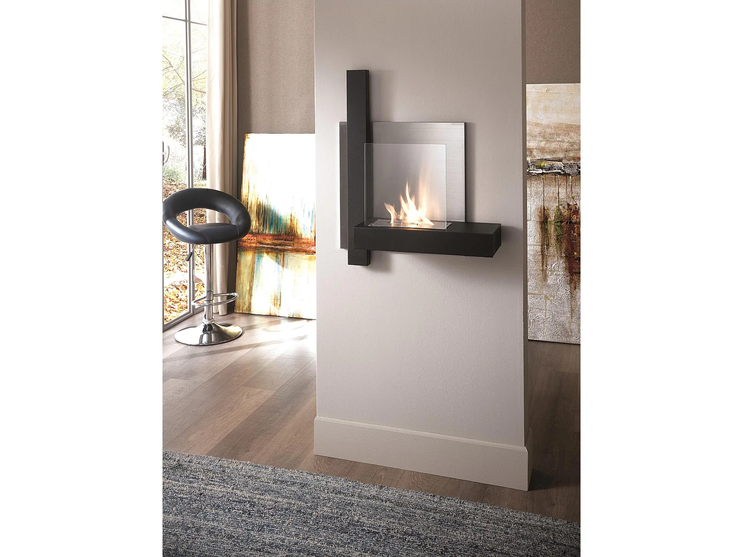 Chassis - Wandbiohaard in zwart metaal