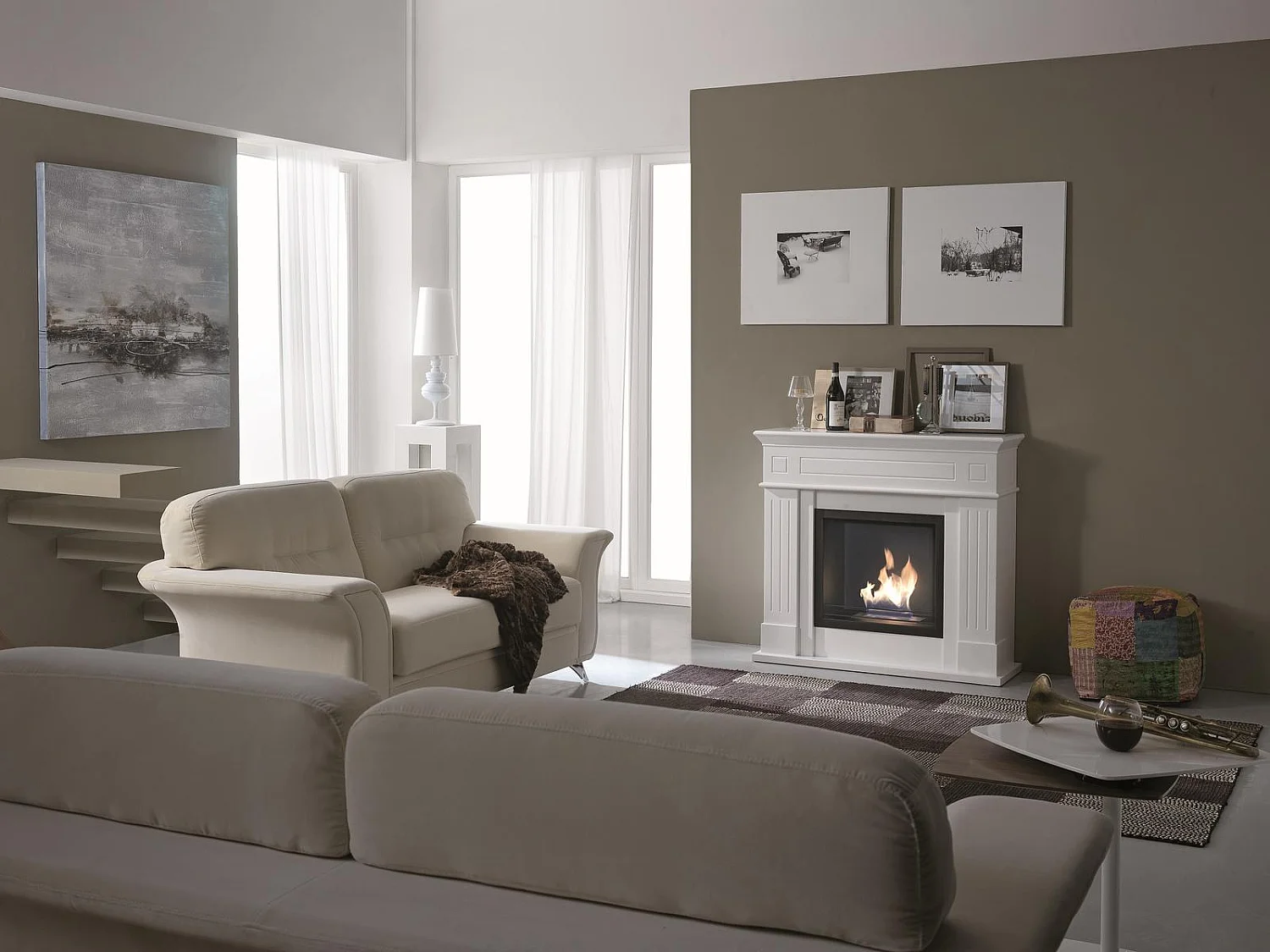 Nostalghia - Bodenbiokamin aus weiß lackiertem MDF