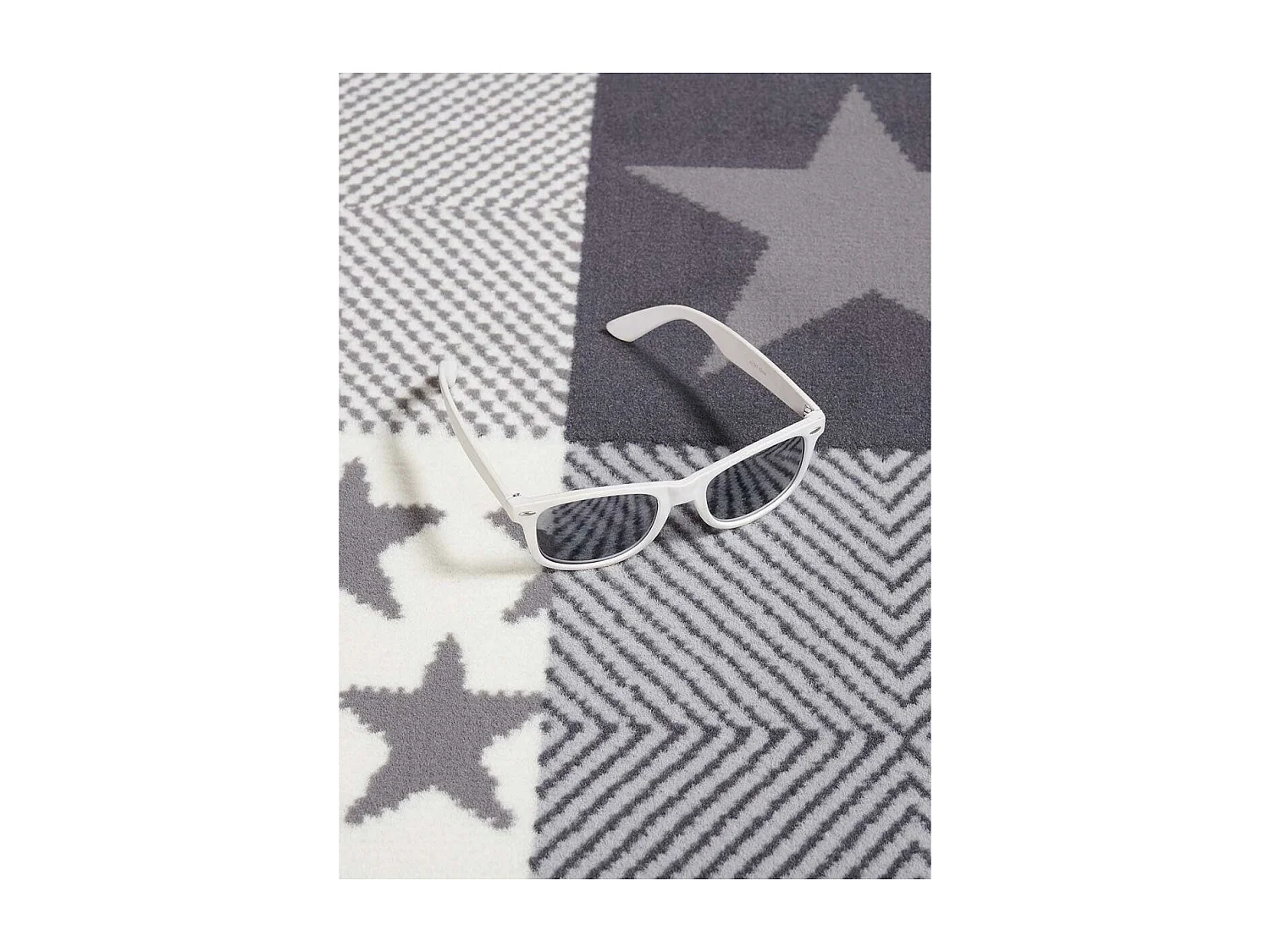 Tapis enfant 60x110 rectangle tissé crème LYN1 CARETOILE