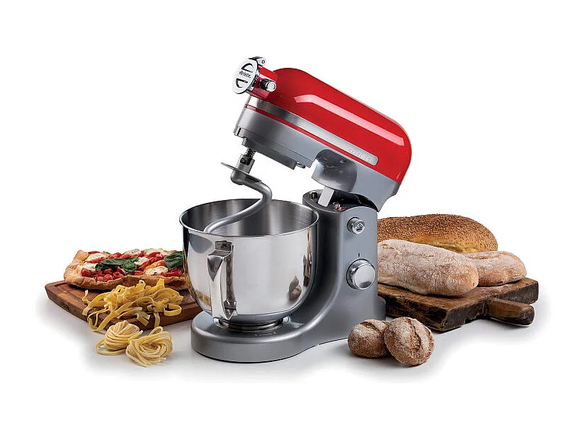 Robot pâtissier rouge