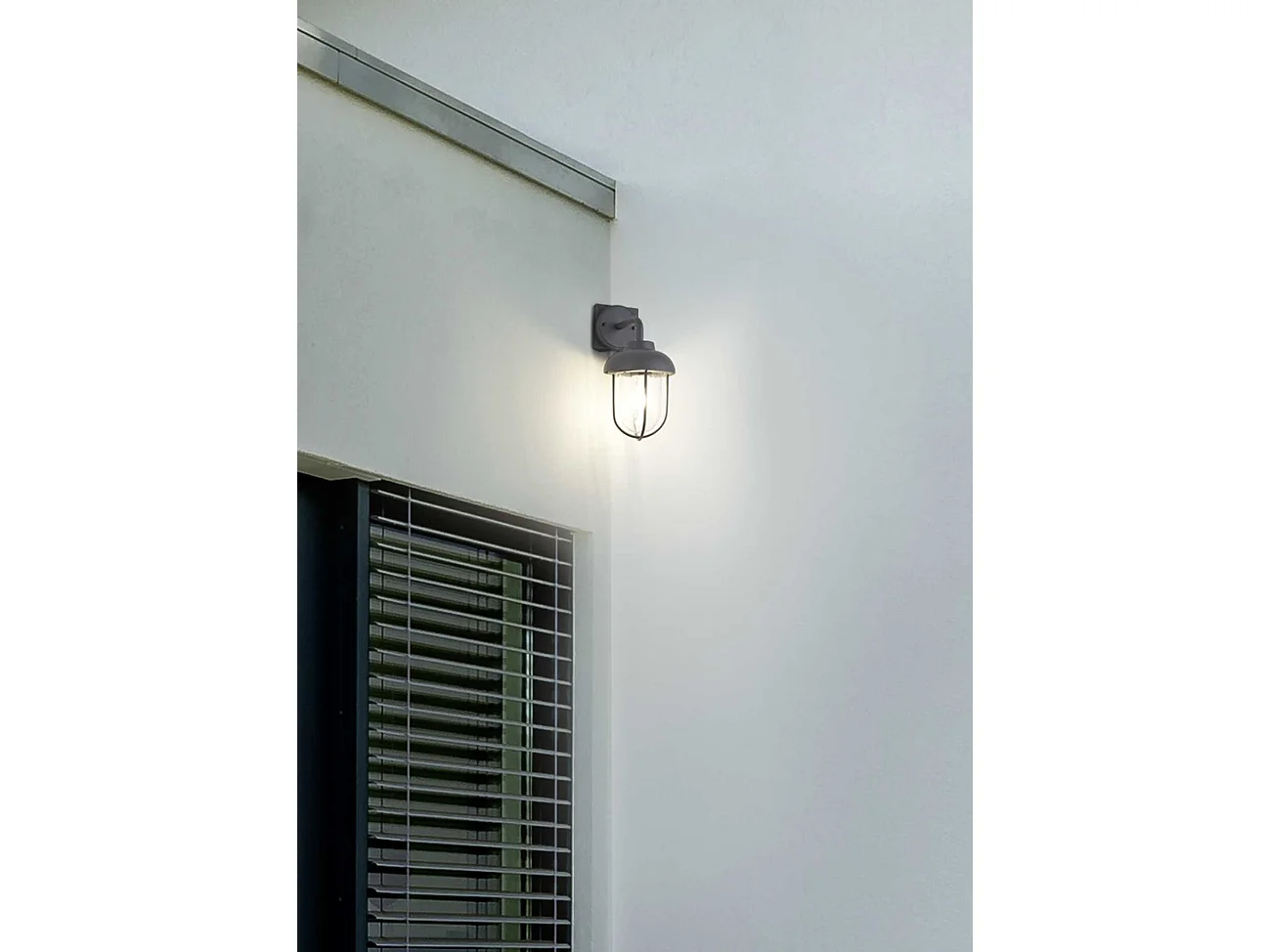 Fixation pour coin éclairage outdoor