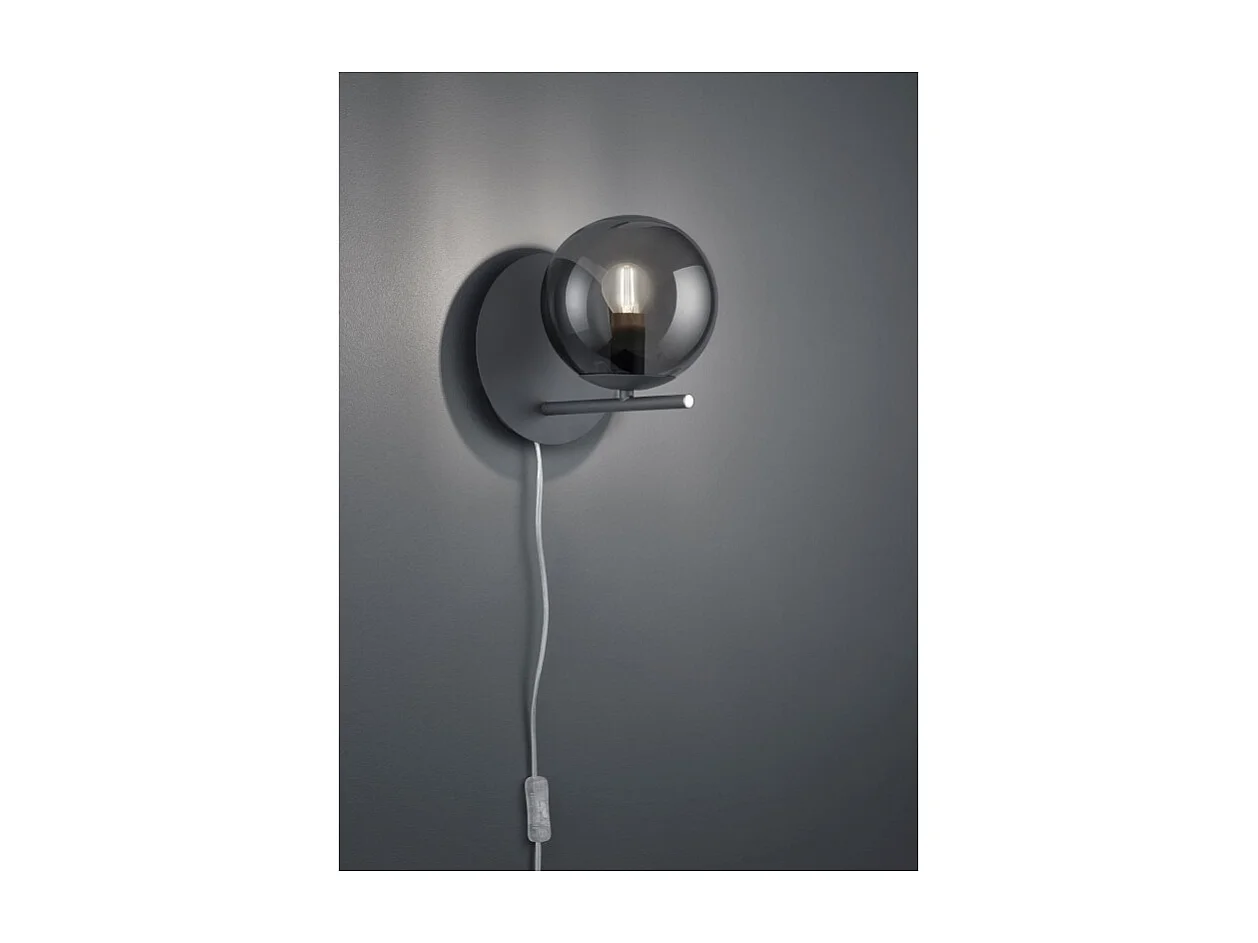 Lampe murale design en métal et verre Pure