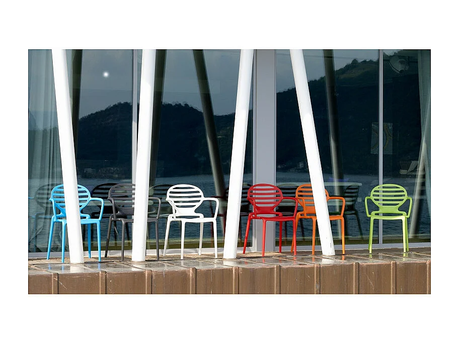 4 Chaises design avec accoudoirs COKKA - Lot de 4 - extérieur et interieur