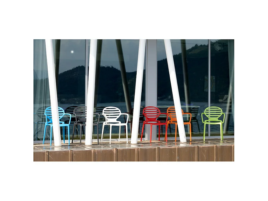 4 Chaises design avec accoudoirs COKKA - Lot de 4 - extérieur et interieur