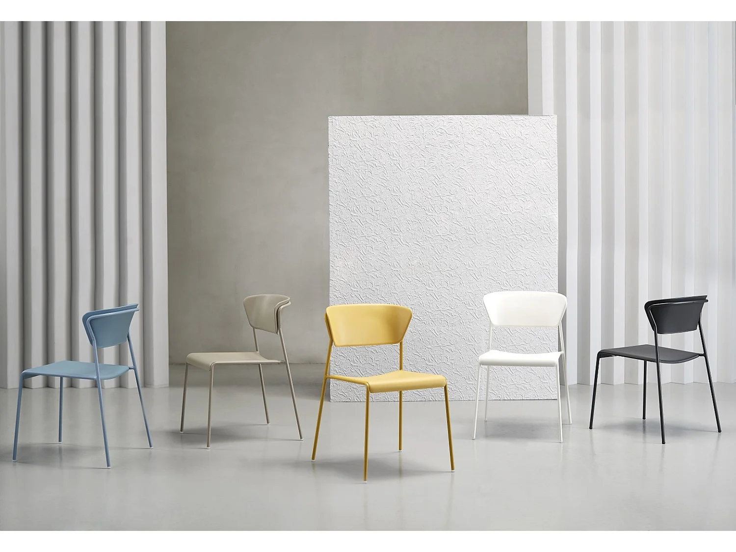 Lot deux chaises outdoor indoor Lisa