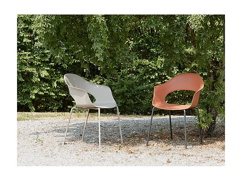 Chaise Lady B intérieur extérieur par Scab design