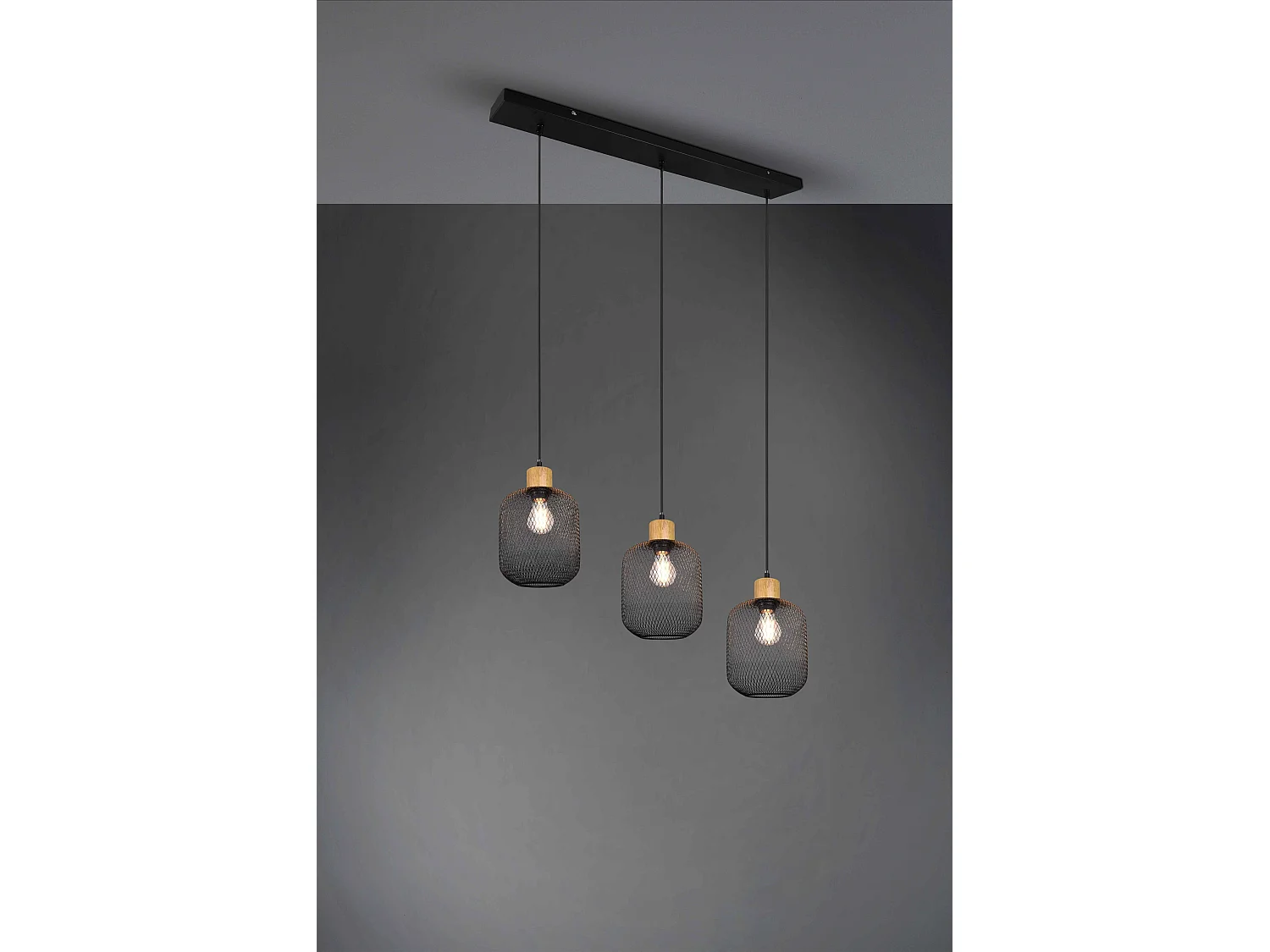 Triple suspension design Calimero