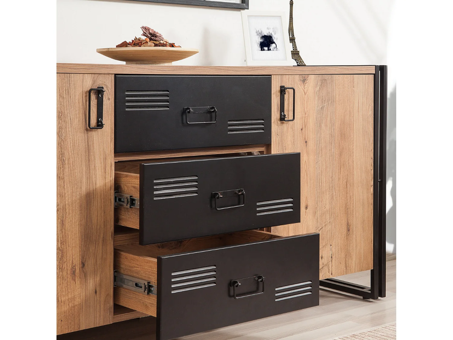 Industriële houten buffetkast met deuren en laden HOLEN