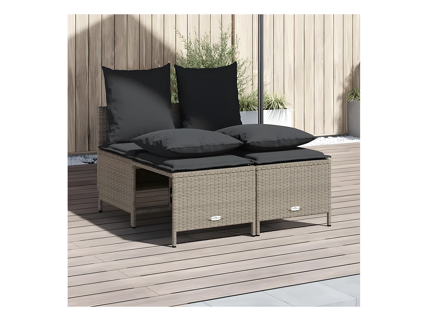 Salon de jardin 4 pièces avec coussins gris clair résine tressée