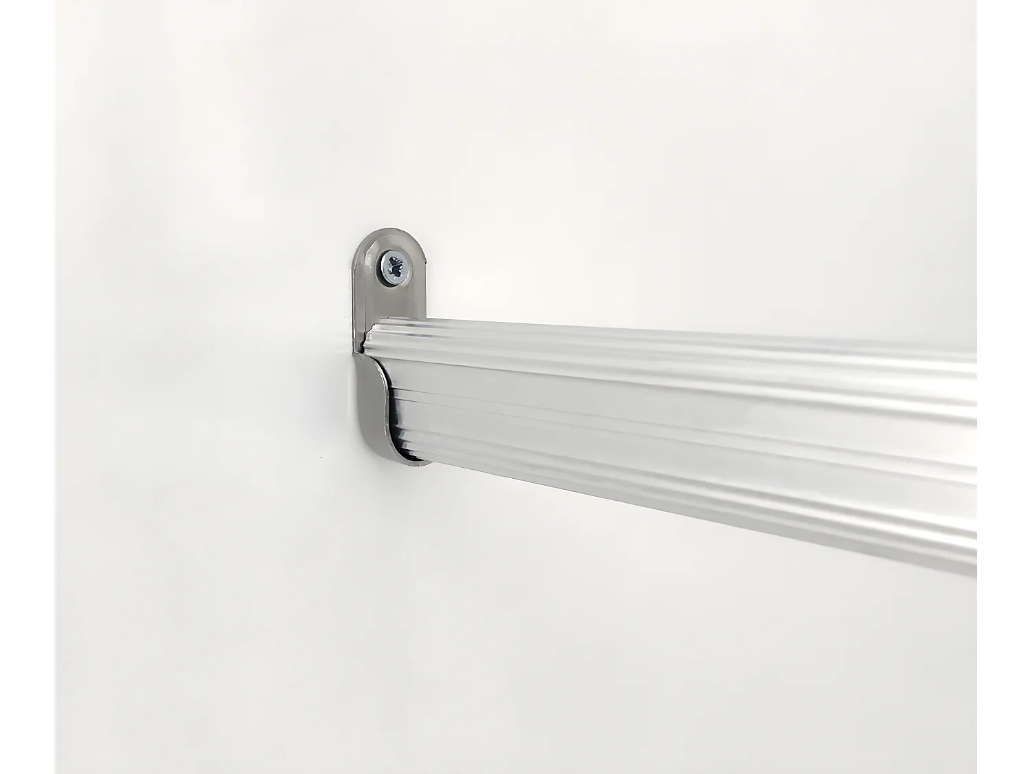 Armario ropero / Mueble de almacenamiento color Cambrian - Altura 180 x Longitud 120 x Profundidad 50 cm