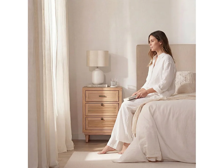 Table de chevet en bois massif naturel 46x69