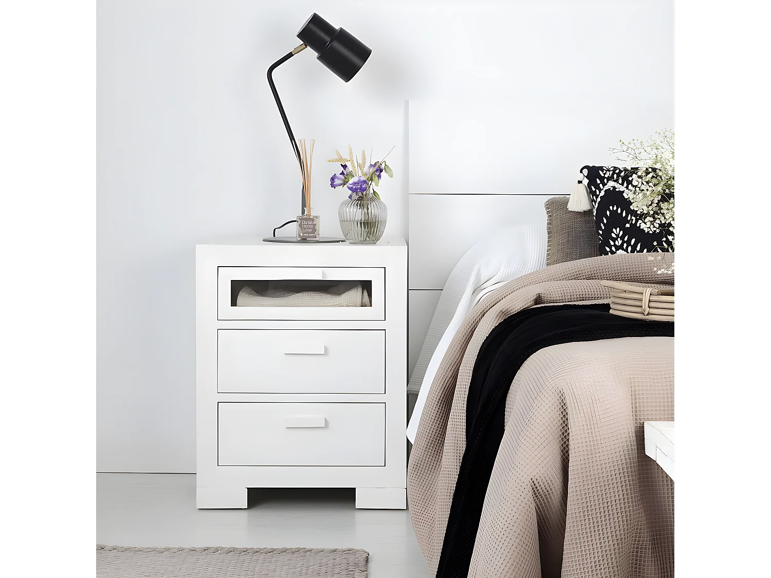 Table de chevet en bois massif blanc 50x63