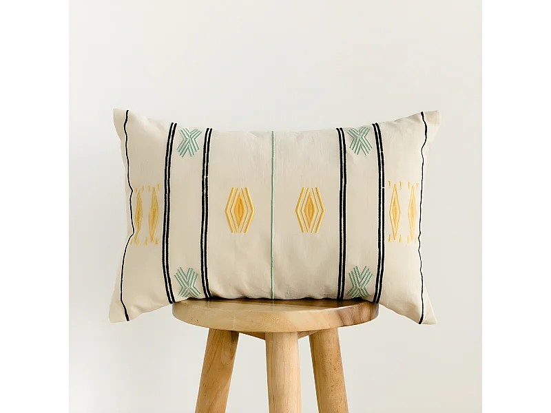 Coussin textile  30 cm x 50 cm-Tric