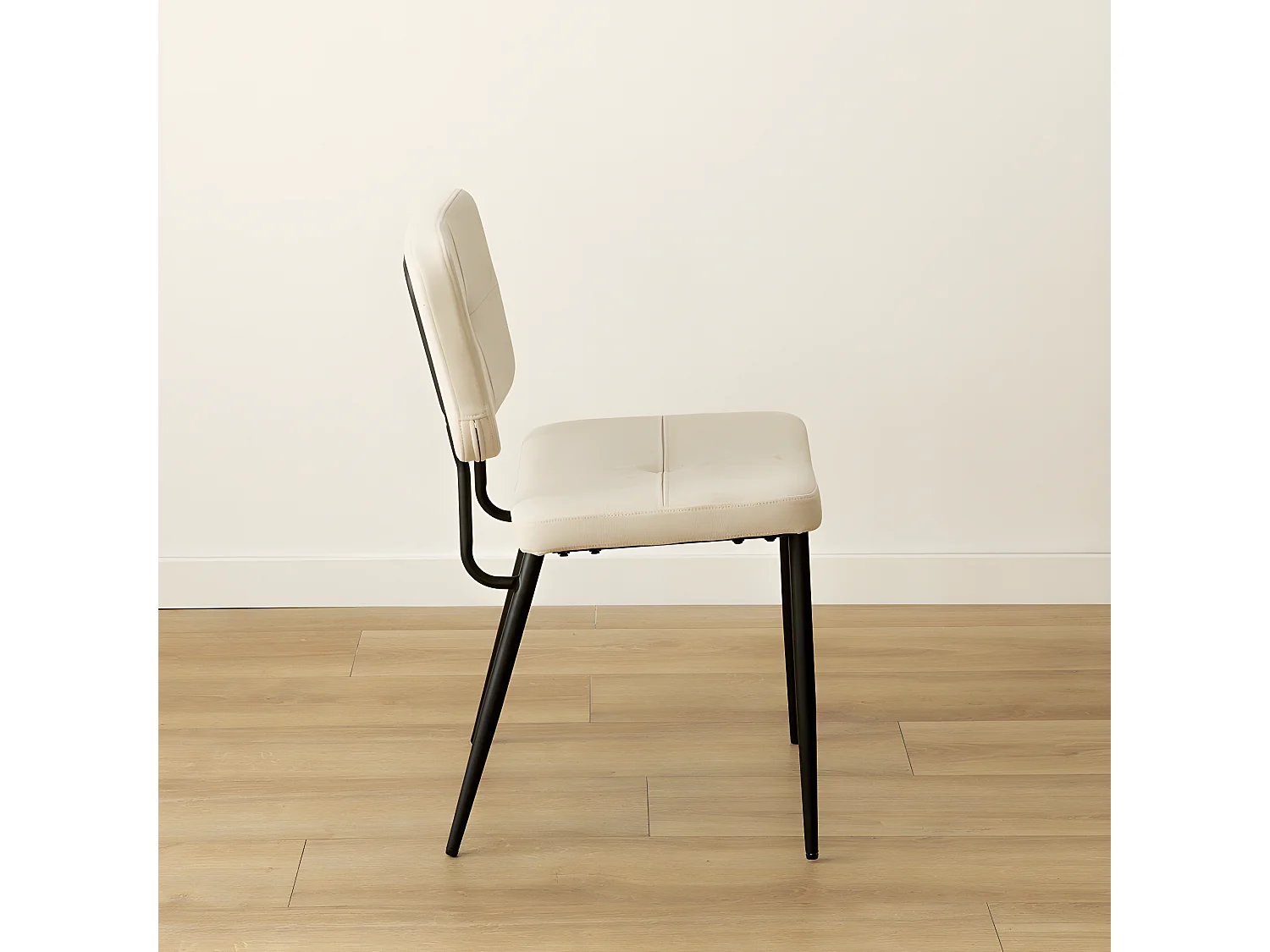 Chaise tapissé beige 79 cm x 47 cm-Alina