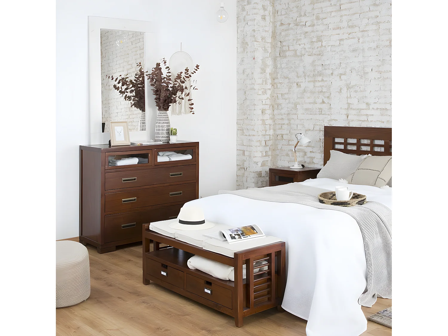 Comò legno massello e impiallacciatura naturale di mindi Tek 45x95