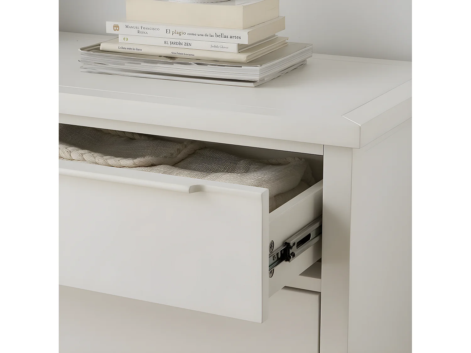 Commode effet bois blanc 103x95