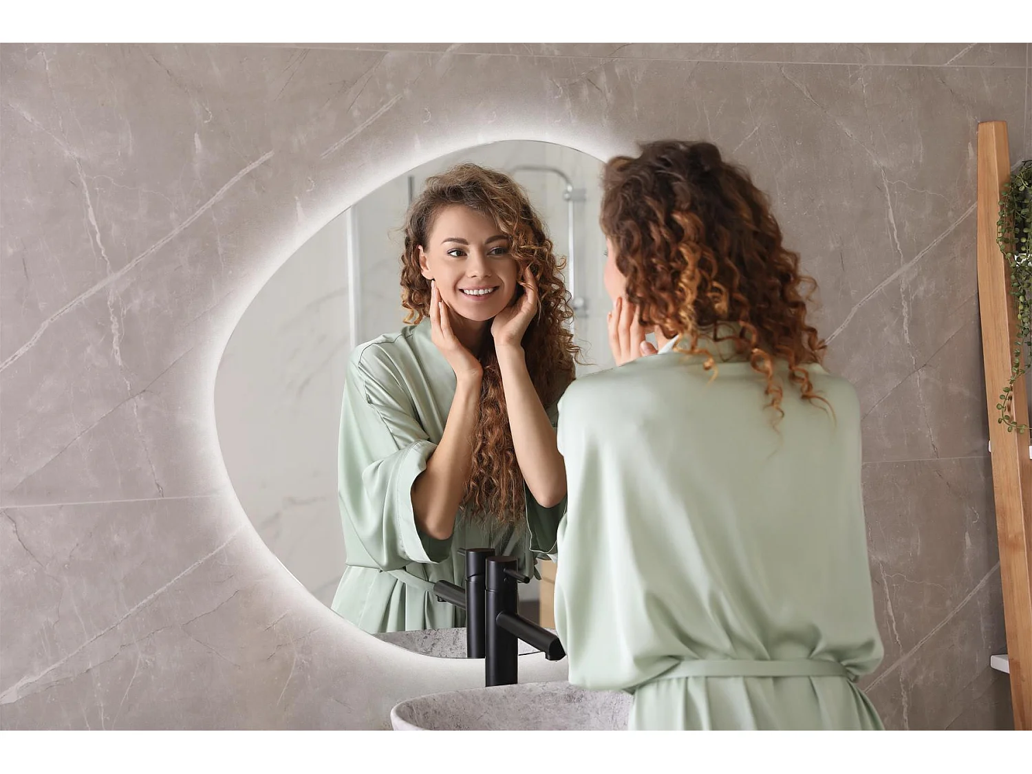 Miroir LED décoratif de forme irrégulière - Tulup - 47,9 cm x 48,3 cm - Lumière naturelle