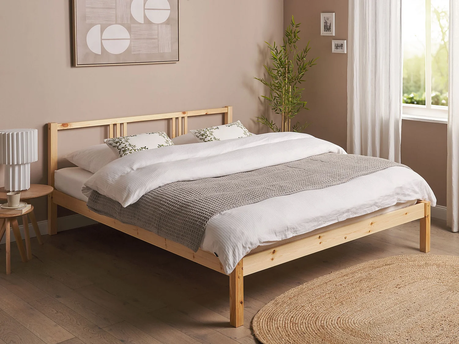 Bett mit Lattenrost Kiefernholz VANNES 160 x 200 cm Hellbraun