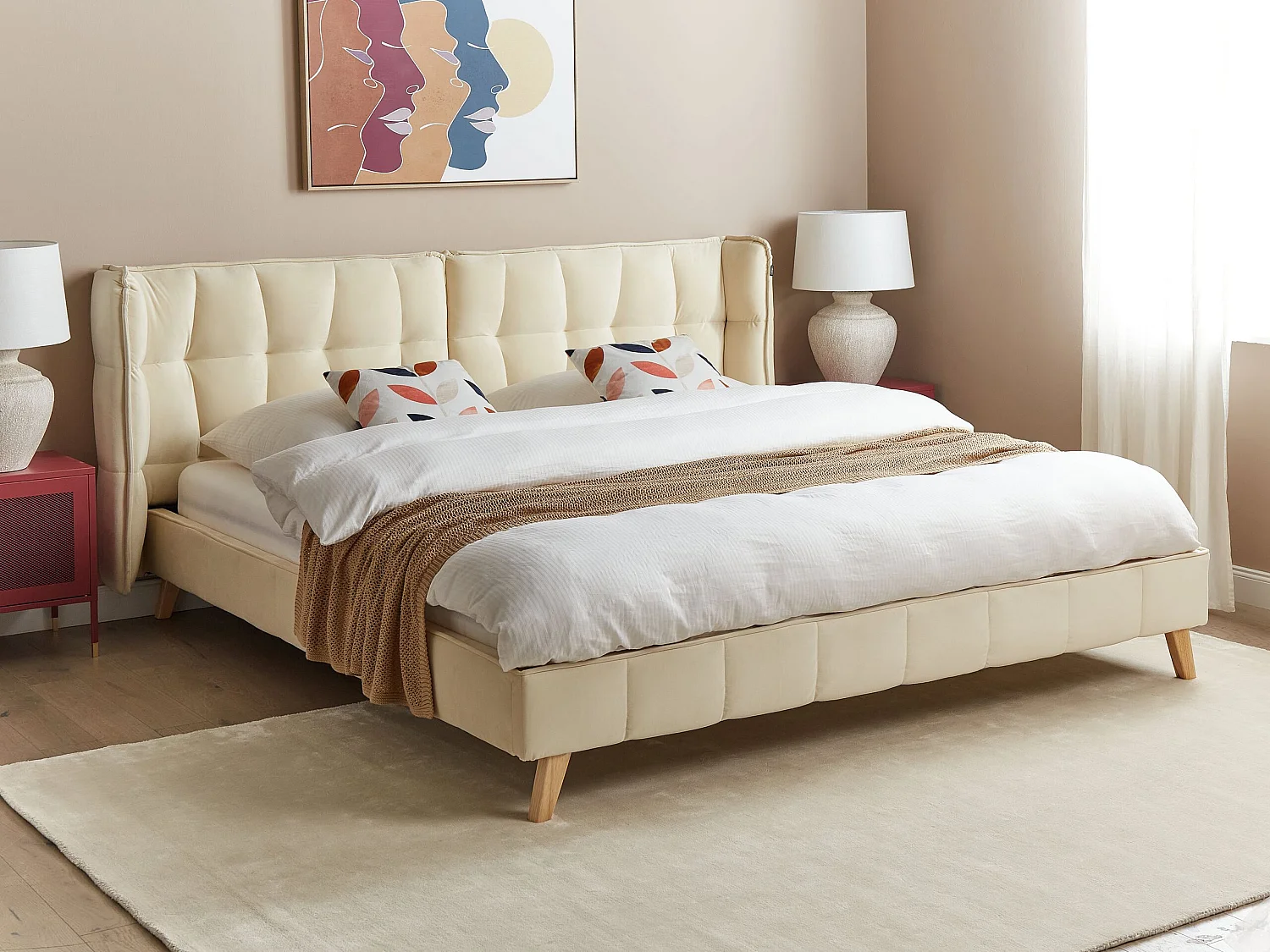 Lit avec sommier Velours SENLIS 180 x 200 cm Beige