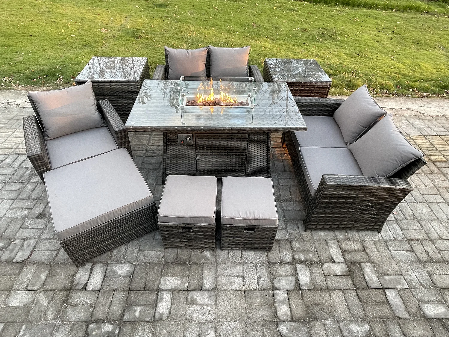 8 Places Ensemble de meubles de jardin en rotin Table de foyer à gaz Sets 2 Table d'appoint