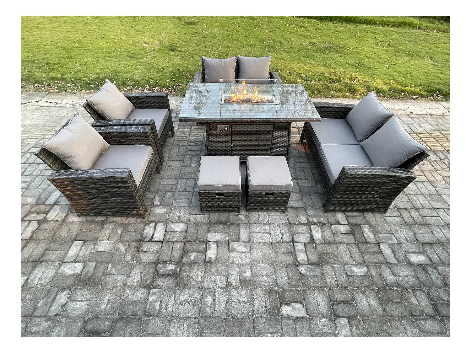 Polyrattan Gartenmöbel Set Gas Feuerstelle Esstisch Heater Set mit Doppelsitz-Sofa 2 Kleiner Fußhocker Dunkelgrau Gemischt