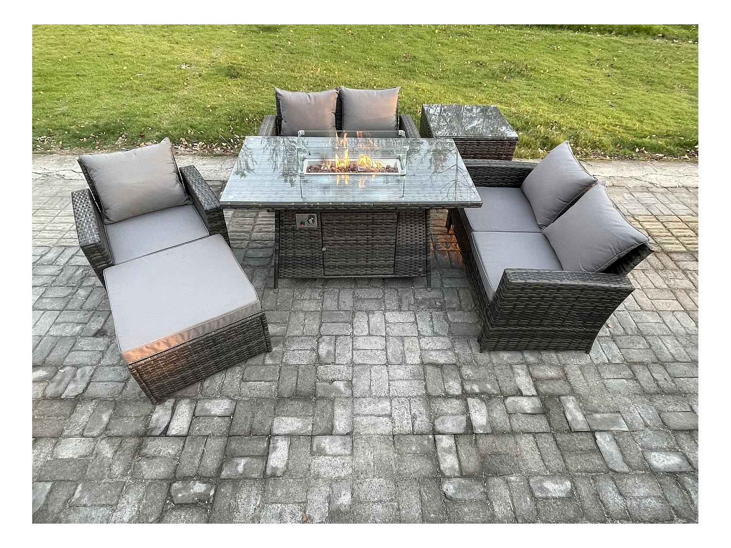 Rattan Gartenmöbel im Freien Gas Feuerstelle Tisch Sets Gasheizgerät mit Liebes-Sofa Stuhl Großer Fußhocker Beistelltische 6-Sitzer Dunkelgrau Gemischt