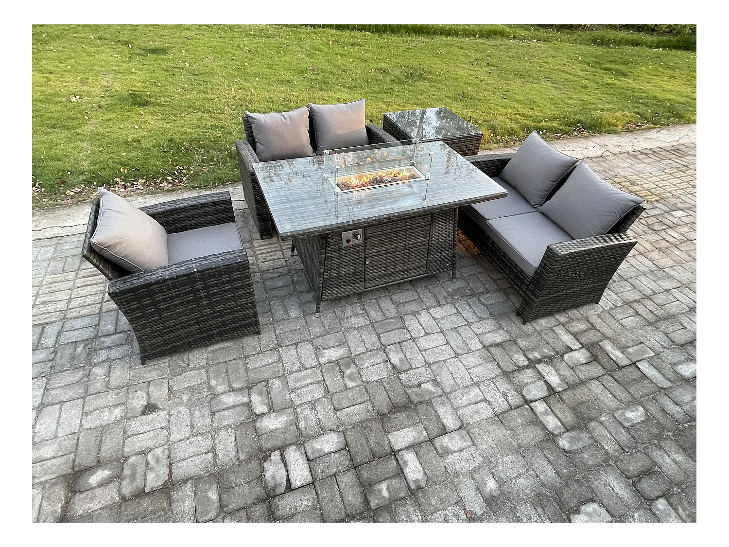 Rattan Gartenmöbel im Freien Gas Feuerstelle Tisch Sets Gasheizgerät mit Liebes-Sofa Stuhl Beistelltische 5-Sitzer Dunkelgrau Gemischt
