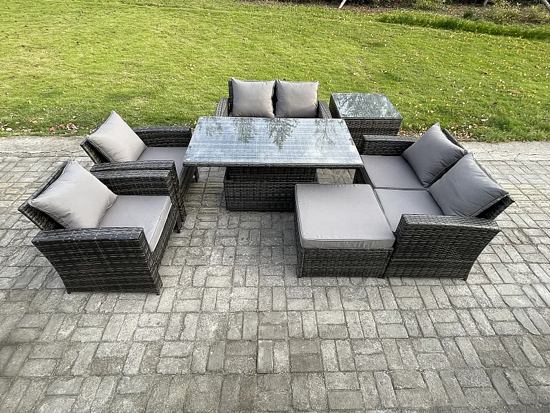 Rattan Gartenmöbel Set im Balkon 7-Sitzer Einstellbare Höhe Esstisch Sofa Set mit Doppelsitz-Sofa Beistelltische Großer Fußhocker Dunkelgrau Gemischt