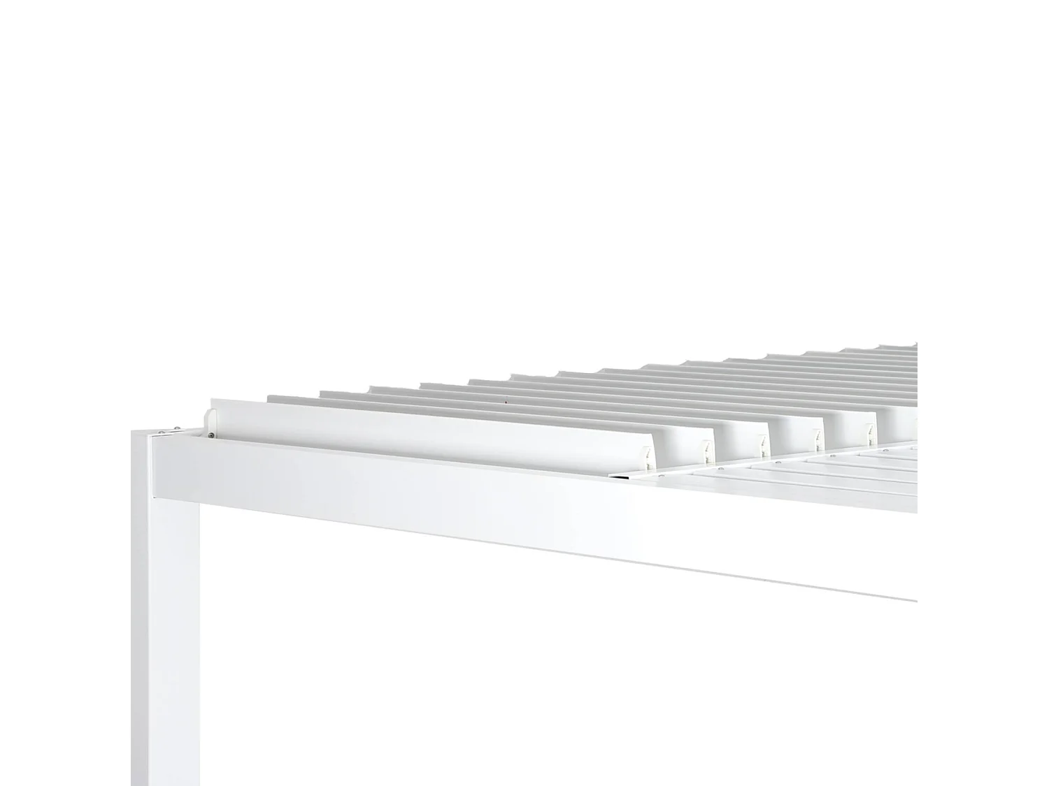 Pergola bioclimatique blanche. aluminium et acier. 3x3m. lames orientables