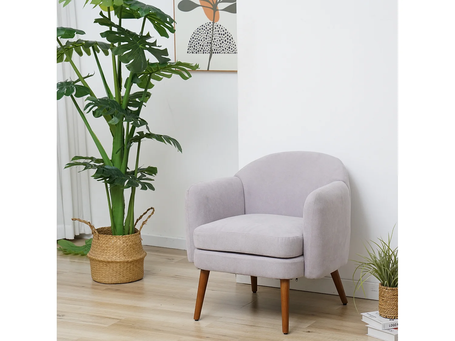 Fauteuil rembourré accoudoirs moderne