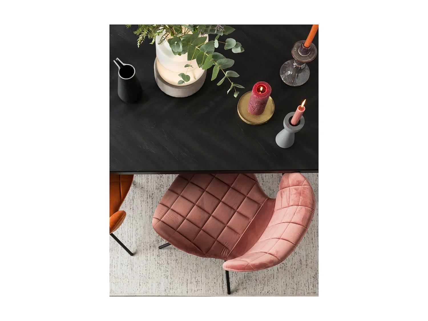 OMG - Chaise en velours rose OMG