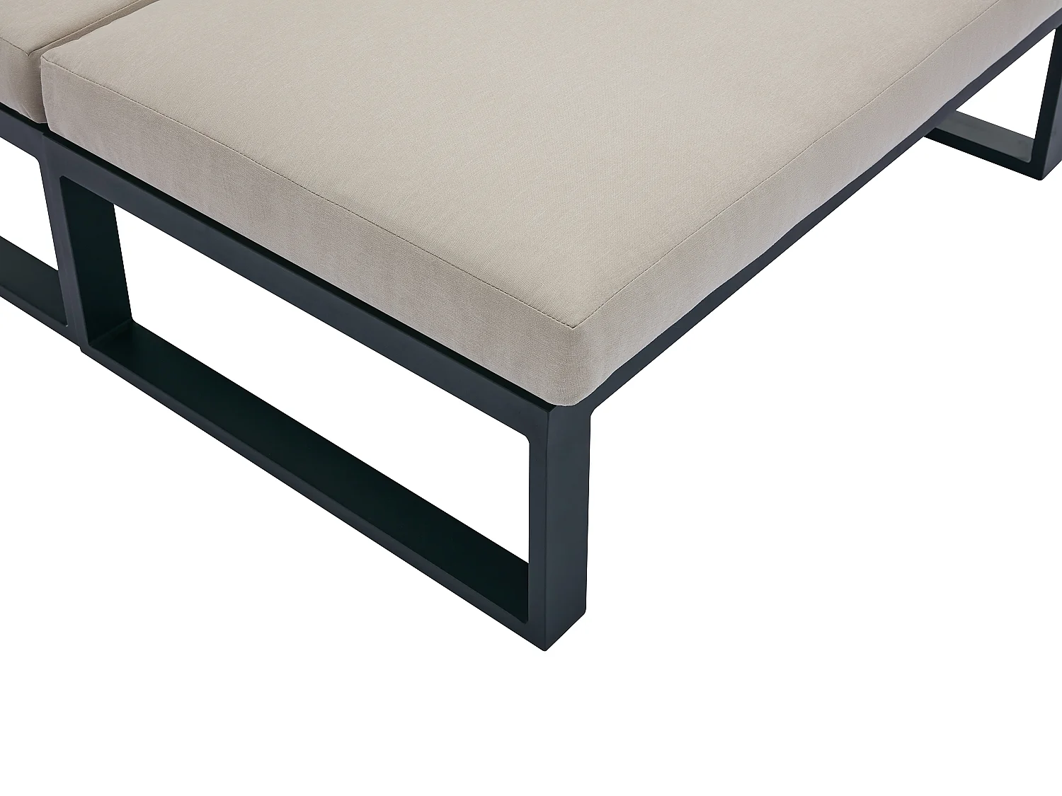 Salon de jardin modulable en aluminium : 2 fauteuils d'angle, 2 poufs et une table basse - Noir avec coussins beige - NOLLAY de MYLIA