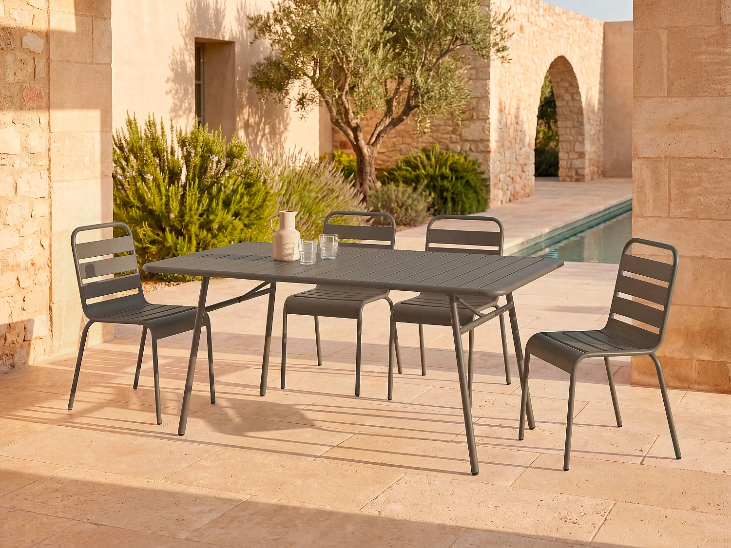 Table de jardin L.160 cm en métal - Taupe - MIRMANDE de MYLIA