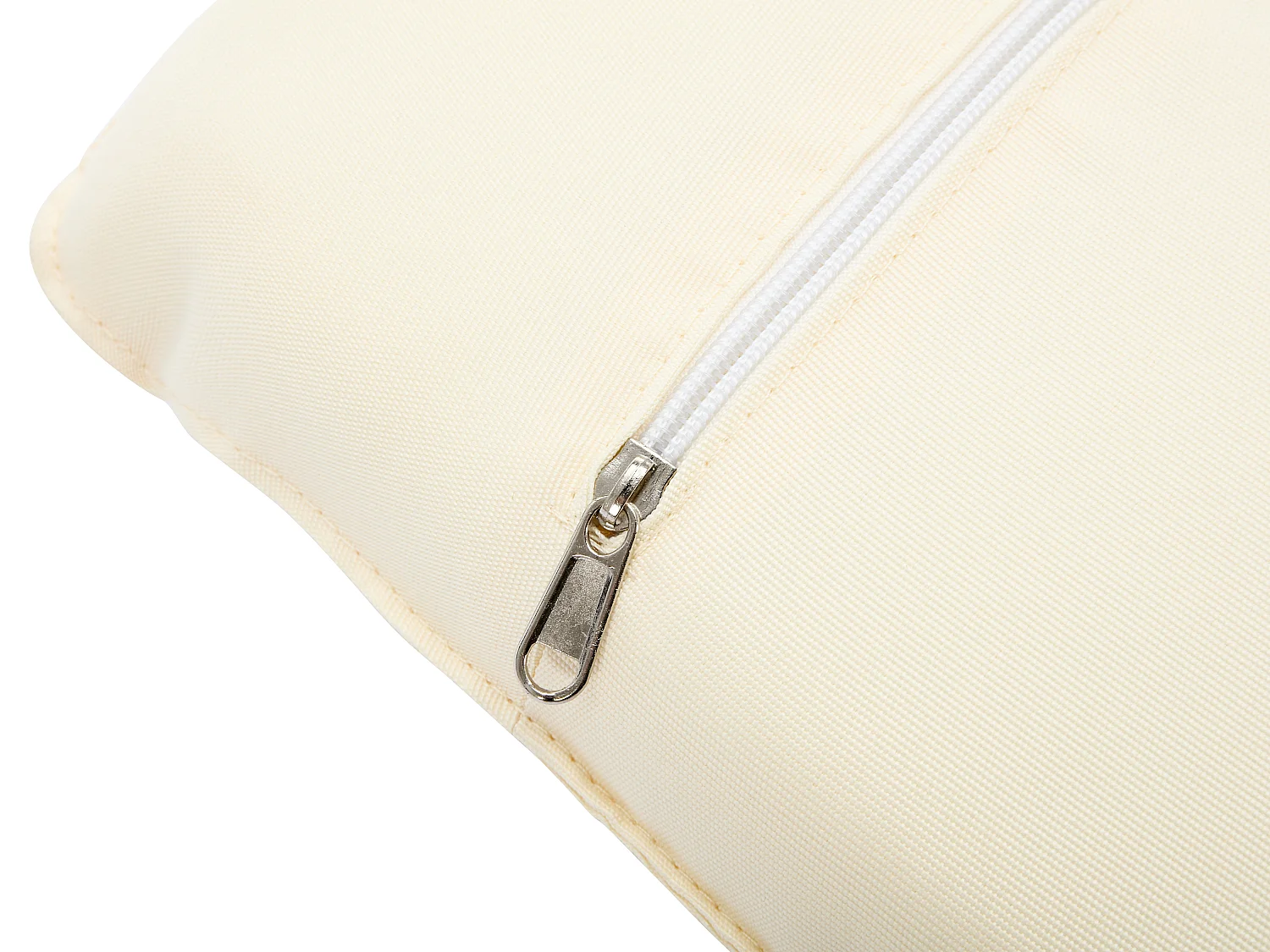 Garten-Sitzgruppe: 1 Sofa 2-Sitzer, 2 Sessel & 2 Tische - Polypropylen & Metall - Bordeauxrot - LOYNA von MYLIA