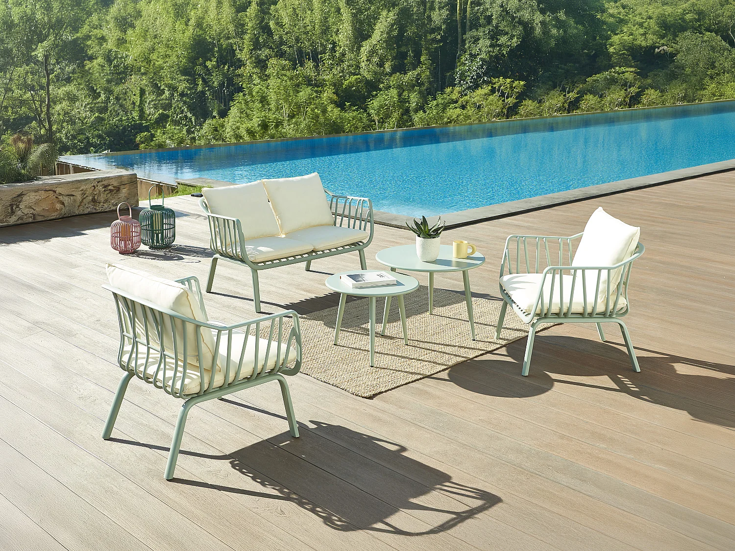 Salon de jardin en polypropylène et métal : un canapé 2 places, 2 fauteuils et 2 tables basses - Vert amande - LOYNA de MYLIA