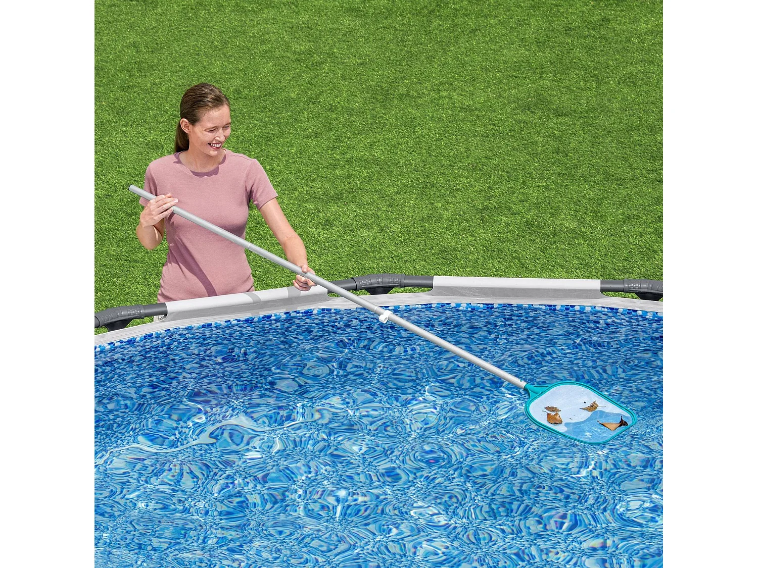 Kit de Mantenimiento para Piscinas Bestway AquaClear con Pértiga 167 cm, Limpiafondos y Recogehojas