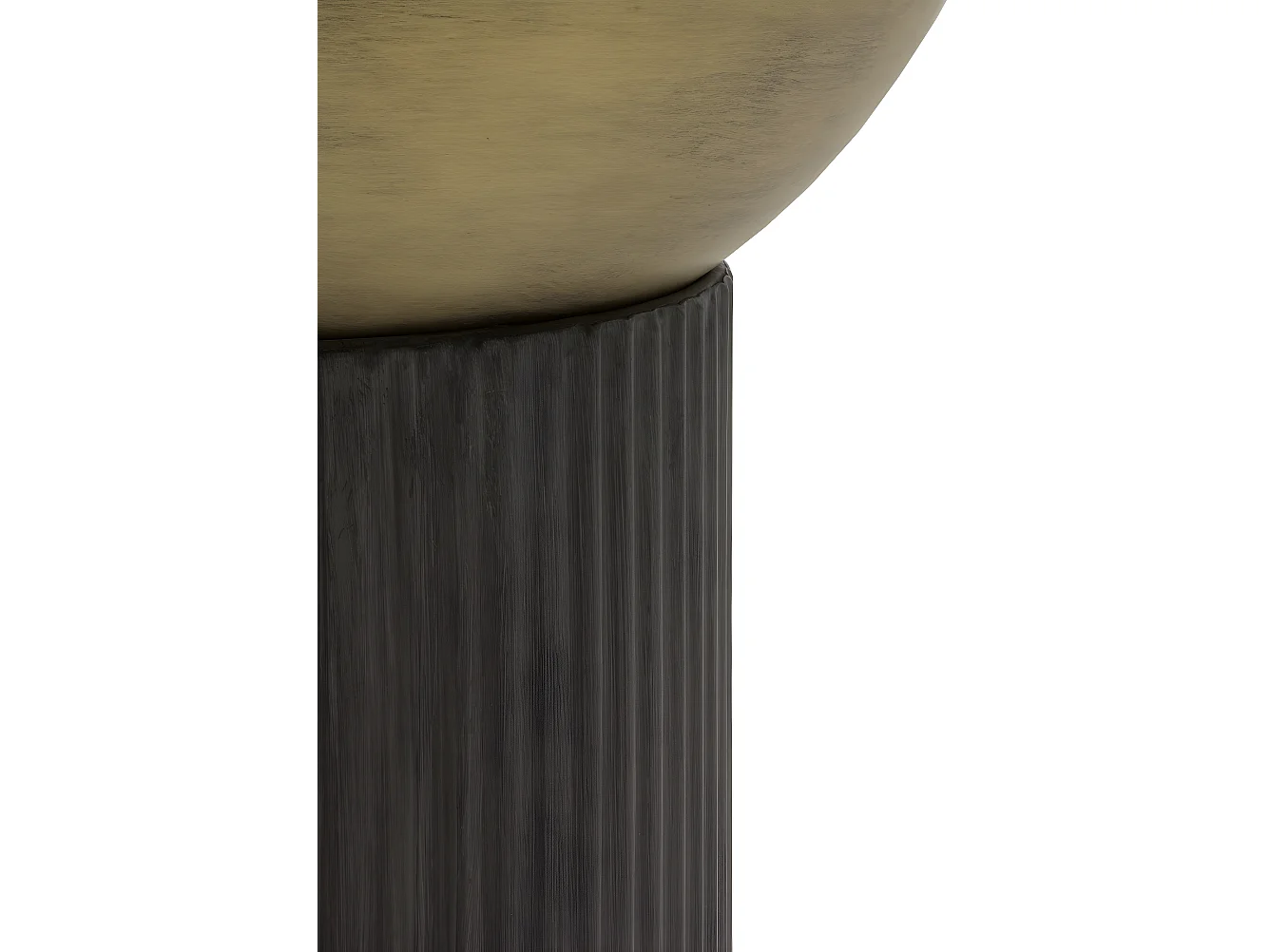 Mesa cofre auxiliar de metal dorado y negro