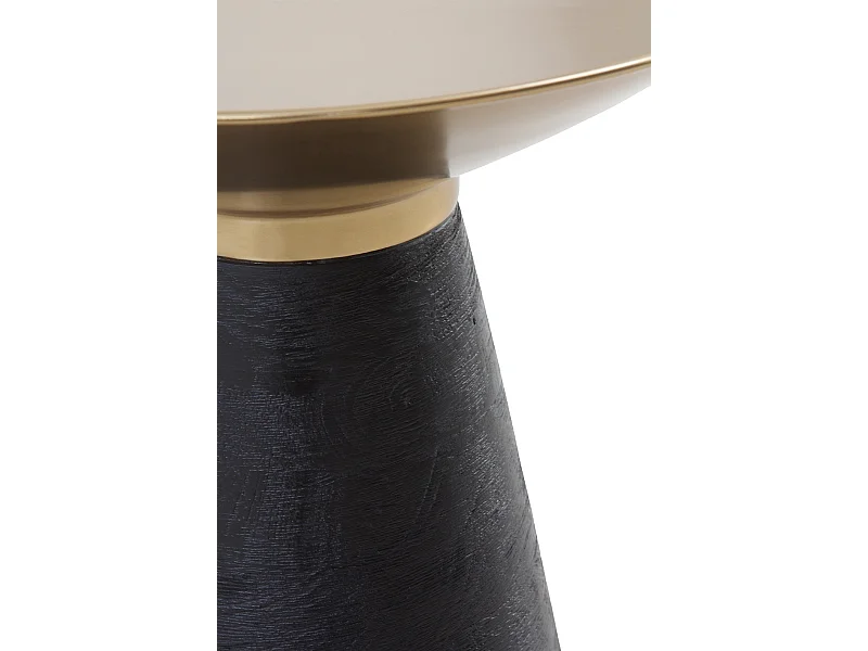 Mesa auxiliar con base de madera y sobre de metal dorado