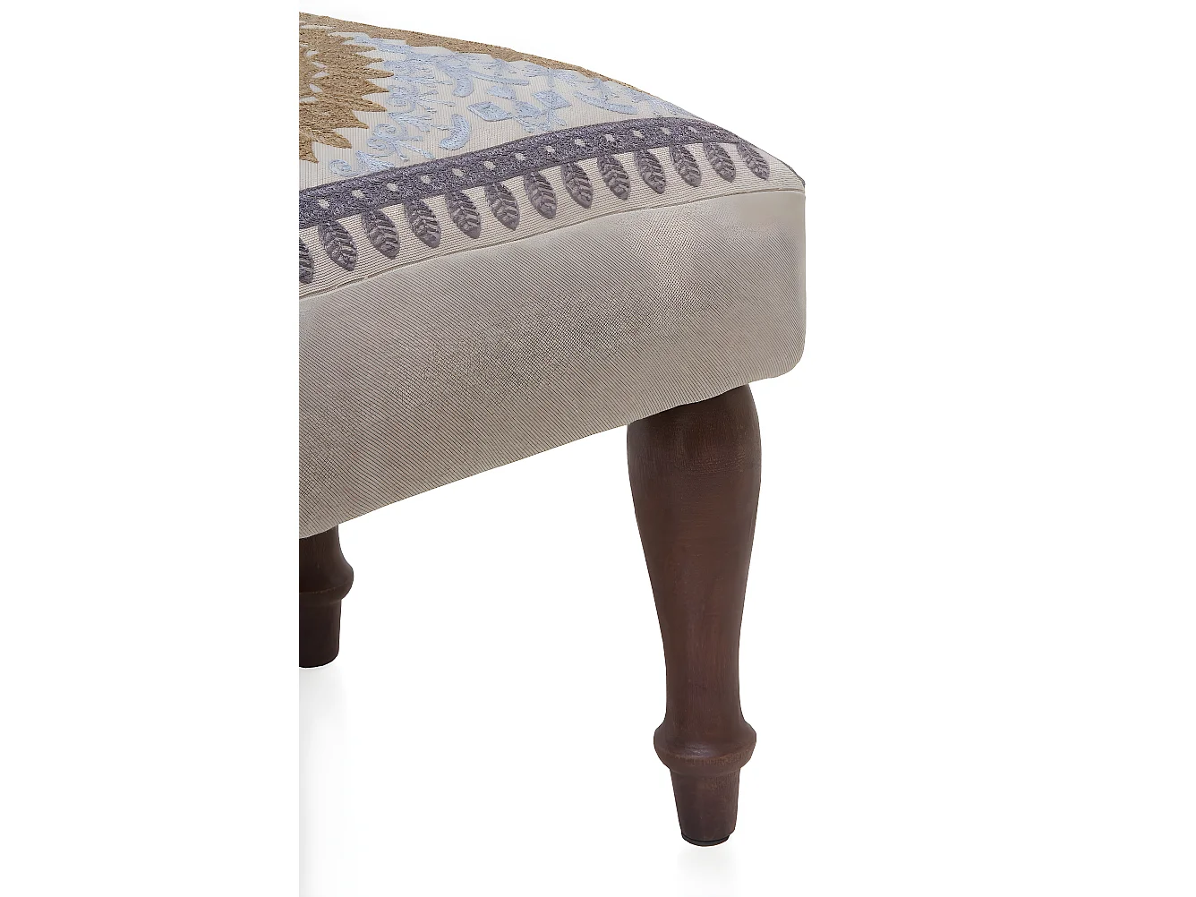 Puff tapizado con patas de madera color lino